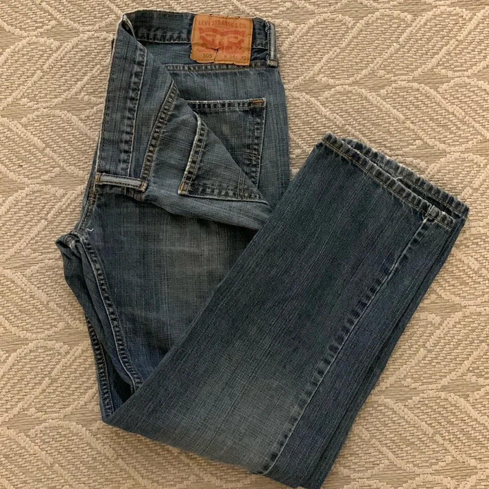 Levi’s 505 Denim Jeans 34 X 30, Red Tag, Button & Zip, See Pics & Description - Picture 1 of 16